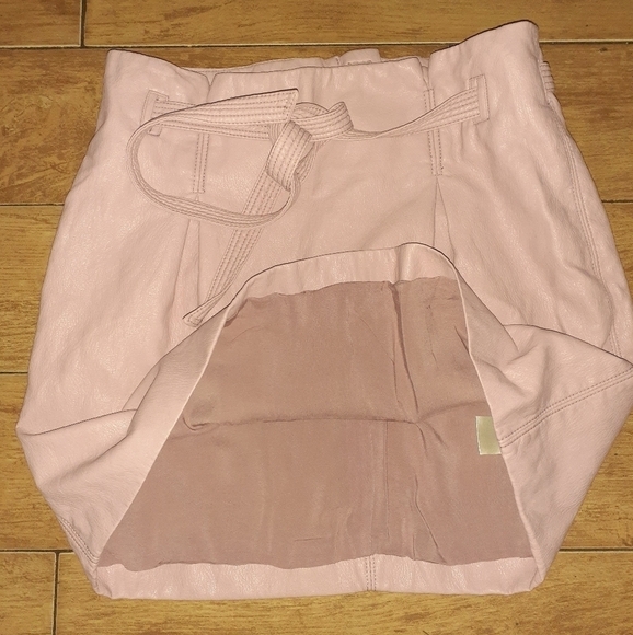 Free People Mauve Swoon Paperbag Faux Leather Skirt Size 12 - Picture 7 of 11